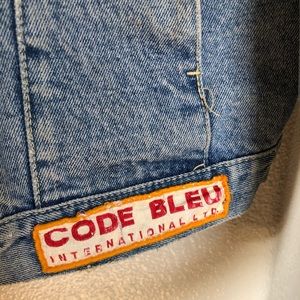 Vintage code bleu patched denim